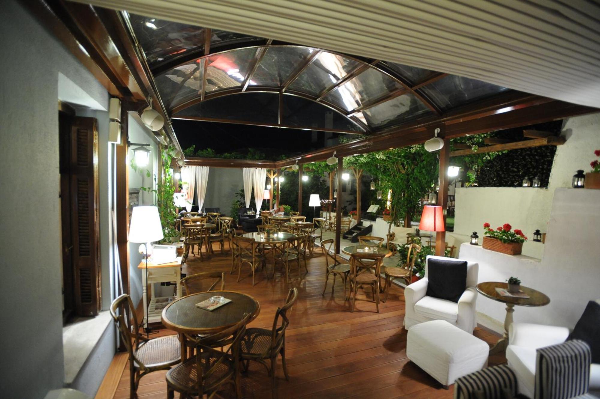 Boutique Hotel Kentrikon & Bungalows Agios Ioannis  エクステリア 写真