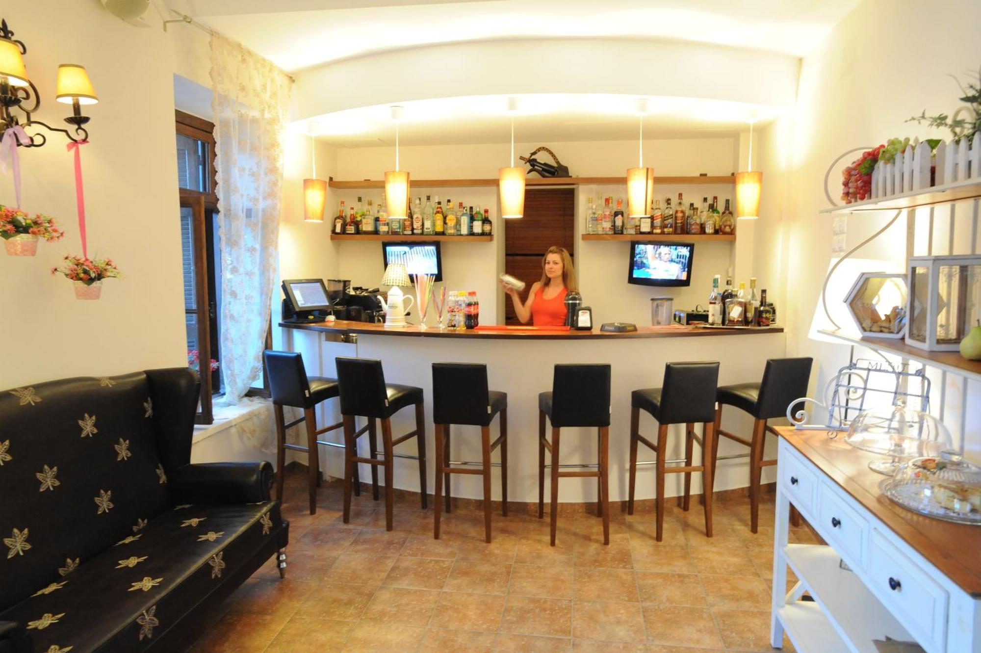 Boutique Hotel Kentrikon & Bungalows Agios Ioannis  エクステリア 写真